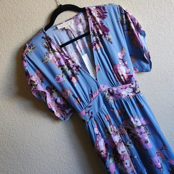 Lovestich Dress - Picture 2 of 14